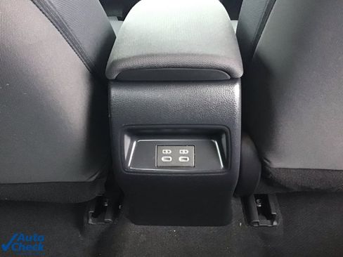 Used 2024 Toyota Corolla LE image 17