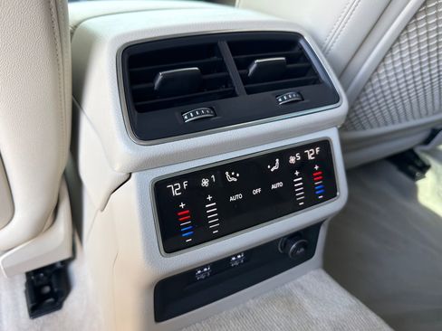 Used 2019 Audi A6 3.0T Premium Plus w/ Premium Plus Package AWD/4WD image 23