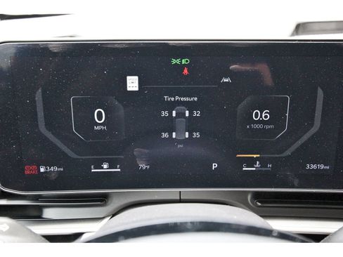 Used 2025 Kia Carnival SX w/ SX Dark Edition Package FWD image 16