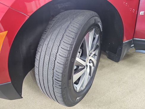 Certified 2024 Chevrolet Equinox LT w/ LPO, Floor Liner Package AWD/4WD image 38