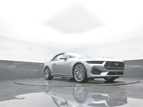 New 2026 Ford Mustang GT Premium image 25