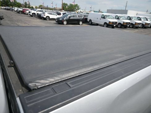 Used 2021 Chevrolet Silverado 2500 Custom w/ Custom Value Package AWD/4WD image 16