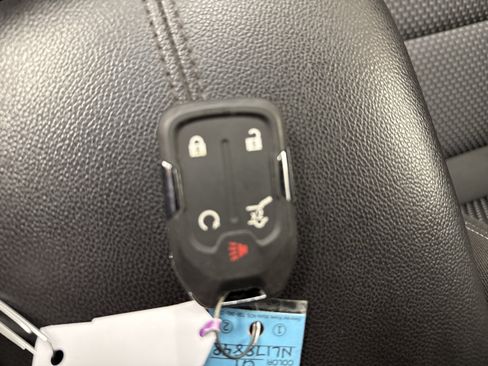 Used 2022 GMC Terrain SLE w/ Driver Convenience Package AWD/4WD image 17