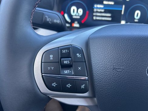 New 2026 Ford Explorer Active AWD/4WD image 30