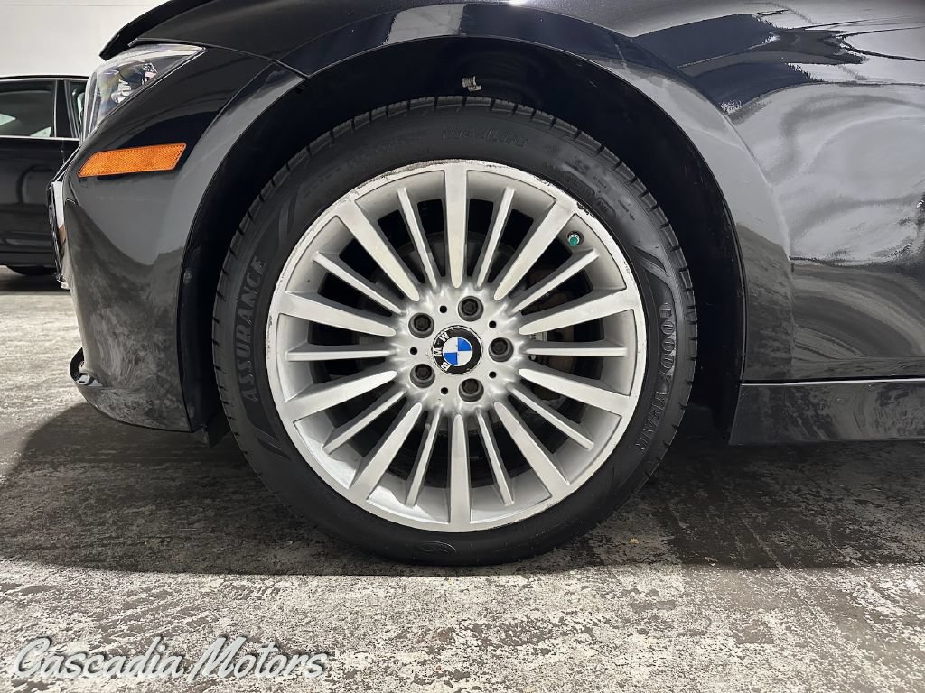 Used 2015 BMW 328i xDrive Wagon AWD/4WD image 29