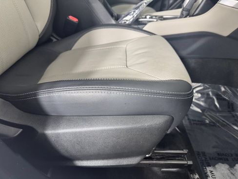 Used 2019 Subaru Forester Limited AWD/4WD image 40