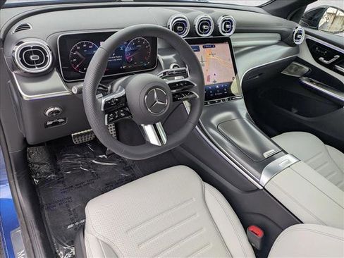 Certified 2025 Mercedes-Benz GLC 300 4MATIC image 10