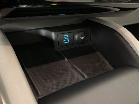 Used 2023 Ford Escape Platinum w/ Premium Technology Package image 24