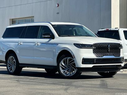 New 2027 Lincoln Navigator L Premier