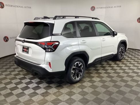 Used 2026 Subaru Forester Premium AWD/4WD image 4
