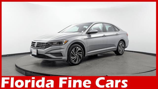 Used 2020 Volkswagen Jetta SEL FWD image 1