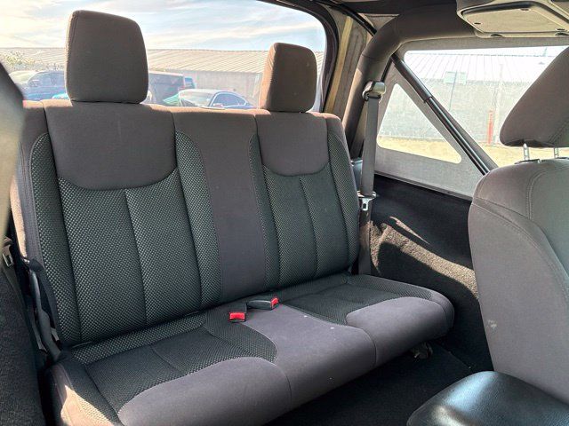 Used 2017 Jeep Wrangler Sport AWD/4WD image 10