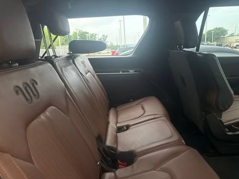 Used 2022 Ford Expedition Max King Ranch RWD image 13