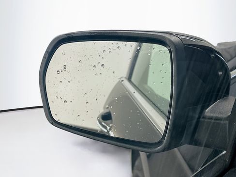 Used 2024 Ford Edge Titanium image 16