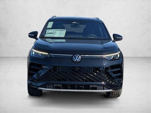 New 2026 Volkswagen Tiguan SEL R-Line image 2