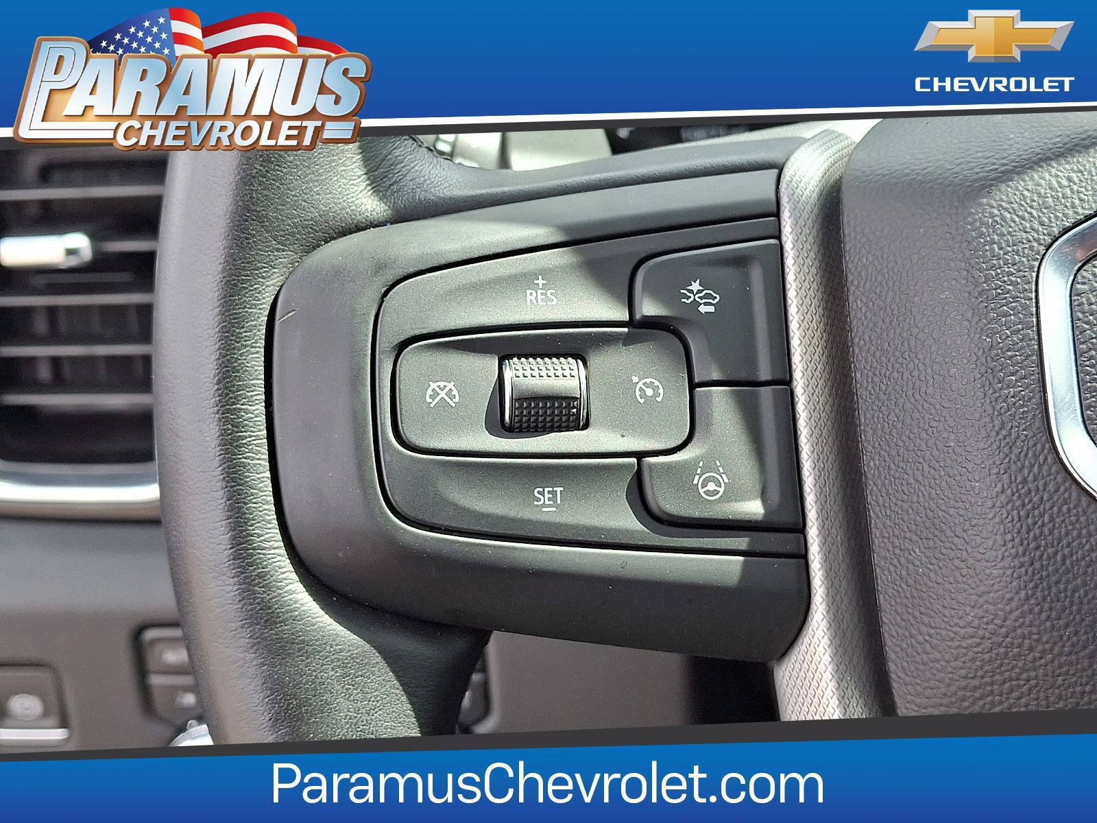 Used 2025 GMC Sierra 1500 Denali AWD/4WD image 23