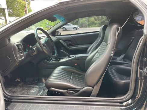 Used 2000 Chevrolet Camaro Z28 w/ SS Performance/Appearance Pkg image 9