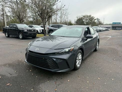 Used 2026 Toyota Camry LE image 1