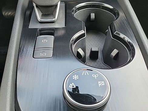 Certified 2022 Nissan Rogue SV image 26