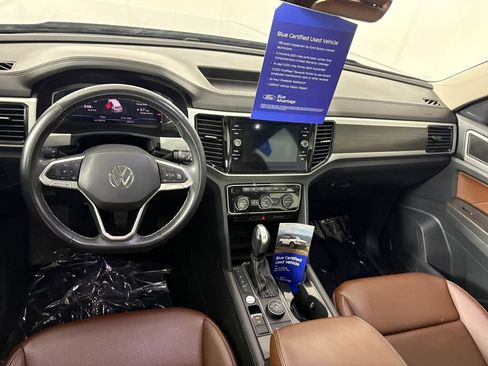Used 2023 Volkswagen Atlas SE w/ Panoramic Sunroof Package AWD/4WD image 27