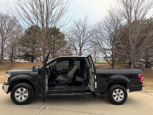 Used 2018 Ford F150 XLT AWD/4WD image 13