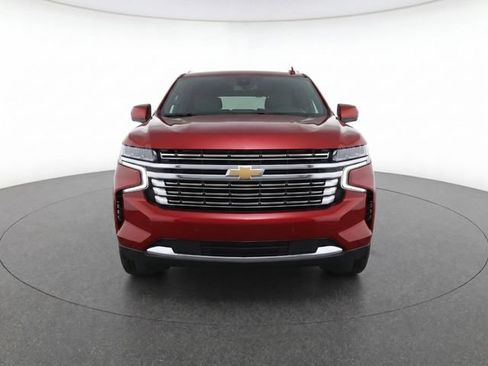 Used 2021 Chevrolet Suburban High Country w/ Premium Package 2 AWD/4WD image 2