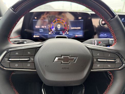New 2026 Chevrolet Traverse RS w/ LPO, Floor Liner Package FWD image 20