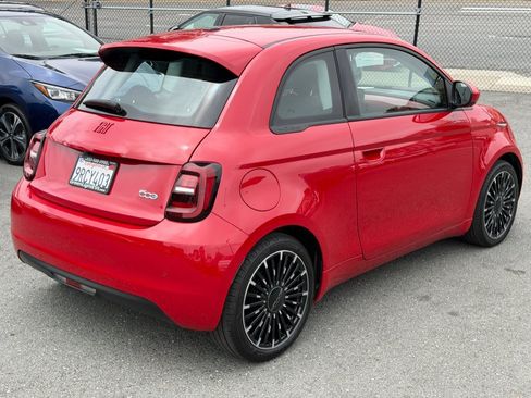 Used 2024 FIAT 500 e (RED) FWD image 5