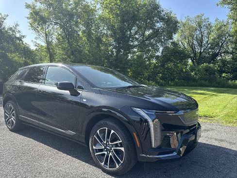 New 2026 Cadillac Optiq Sport 1 AWD/4WD image 6