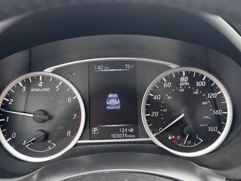 Used 2016 Nissan Sentra SR FWD image 15
