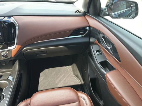 Used 2018 Chevrolet Traverse High Country AWD/4WD image 72