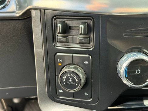 Certified 2023 Ford F150 Lariat w/ Equipment Group 502A High image 13