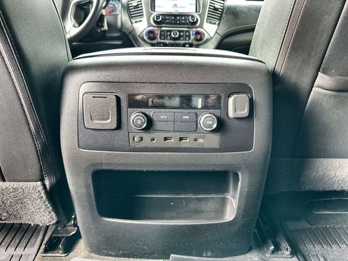 Certified 2018 Chevrolet Suburban LT w/ RST Edition image 21
