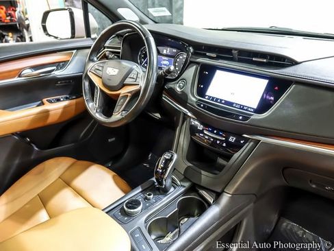 Certified 2023 Cadillac XT5 Premium Luxury FWD image 26