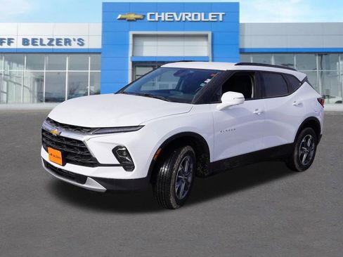 New 2026 Chevrolet Blazer LT w/ Sound & Technology Package AWD/4WD image 7