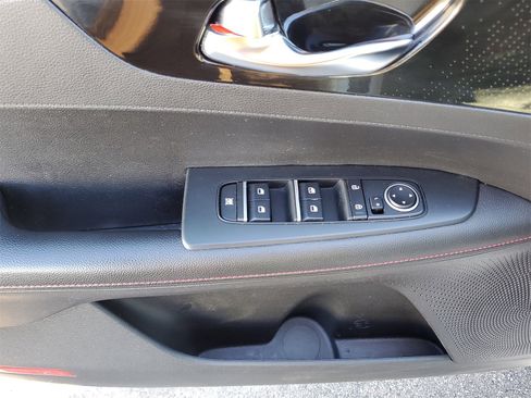 Used 2021 Kia Forte GT w/ GT2 Package image 19