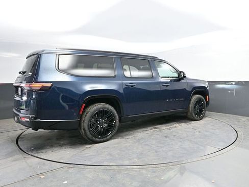 New 2026 Jeep Grand Wagoneer L Limited AWD/4WD image 7