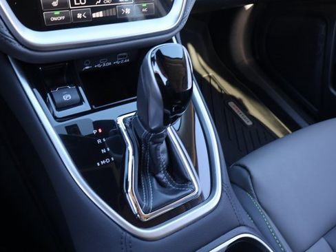 Used 2023 Subaru Outback Onyx Edition image 25