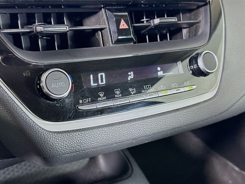 Used 2024 Toyota Corolla LE image 23