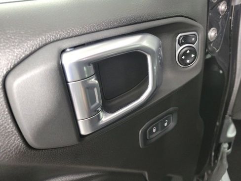 Certified 2024 Jeep Wrangler Sport S image 9