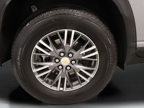 Used 2026 Chevrolet Traverse LT FWD image 20