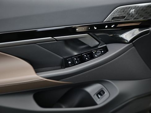 New 2026 BMW 530i w/ M Sport Package image 15