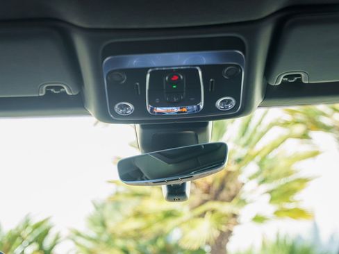 Used 2025 Bentley Continental GT Speed image 15