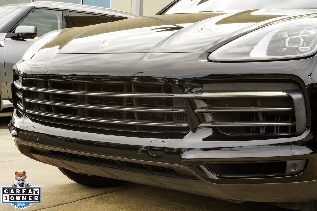 Used 2023 Porsche Cayenne Platinum Edition AWD/4WD image 2
