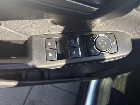 Used 2022 Ford Escape SEL w/ Technology Package AWD/4WD image 14