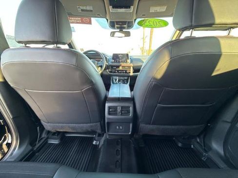 Certified 2025 Nissan Rogue SV w/ Rock Creek Premium Package AWD/4WD image 14