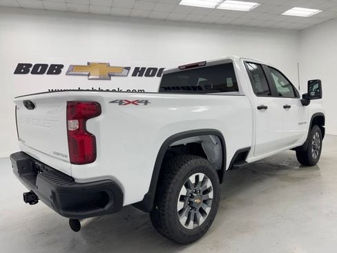 New 2026 Chevrolet Silverado 2500 Custom w/ Custom Value Package AWD/4WD image 5