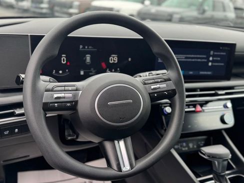 Used 2025 Hyundai Tucson SEL image 11