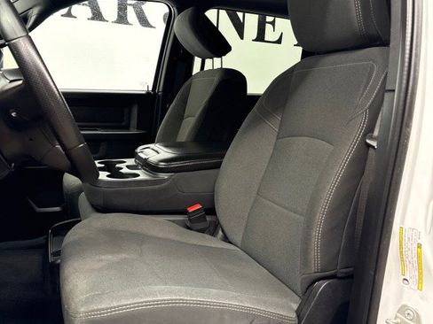 Used 2024 RAM 3500 Tradesman w/ Chrome Appearance Group image 33