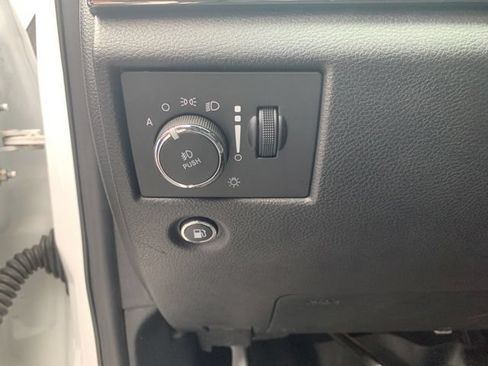 Used 2020 Jeep Grand Cherokee Limited X AWD/4WD image 24